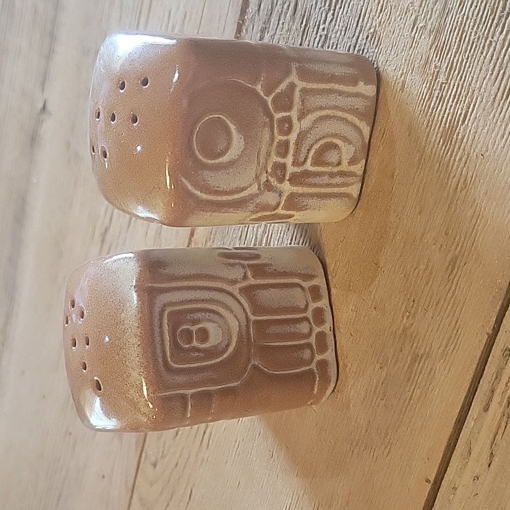 Vintage Frankoma Brown Rutile Aztec Mayan Salt Pepper Shaker mcm mid century